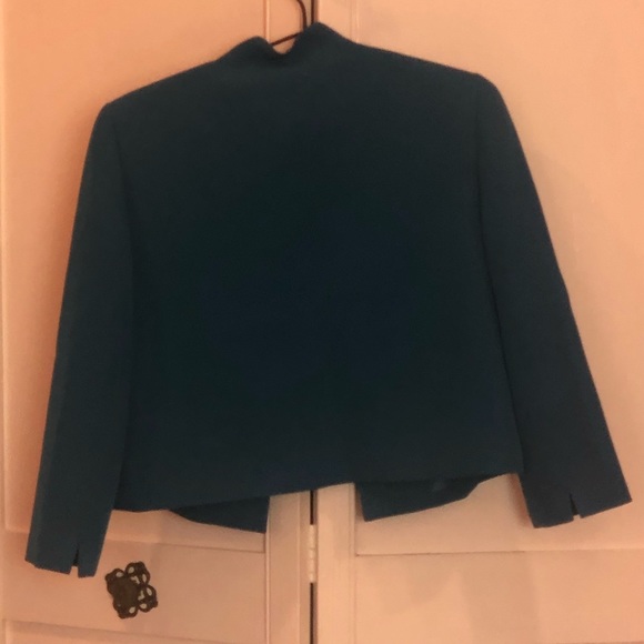 Kasper Blazer  - Teal and Cropped - Picture 3 of 7